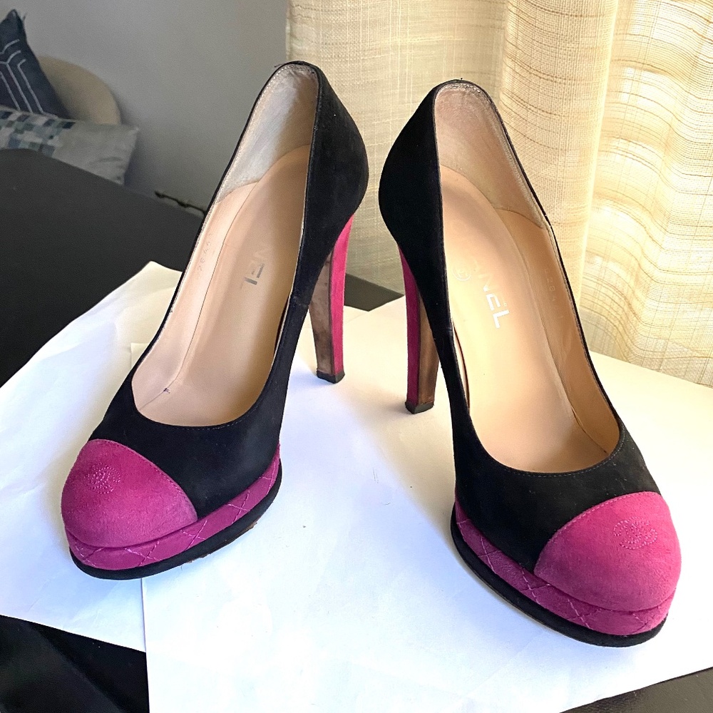 Chanel suede quilted pink fuschia toe cap black pumps heels platforms 37 mules - Picture 1 of 8